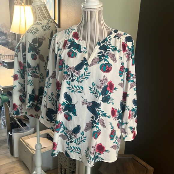 Van Heusen, large, floral blouse, $69 - Picture 1 of 6
